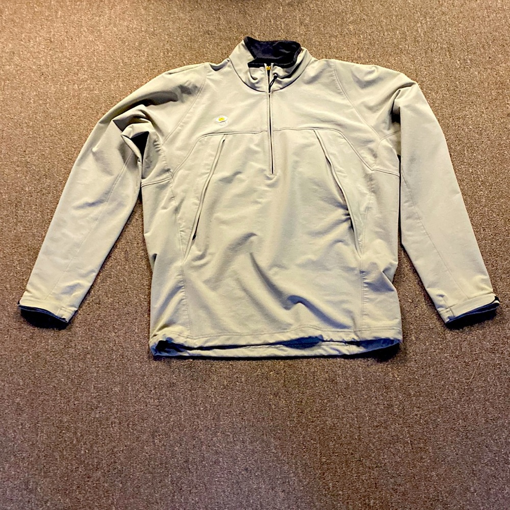 Mountain Hardwear light grey soft shell
